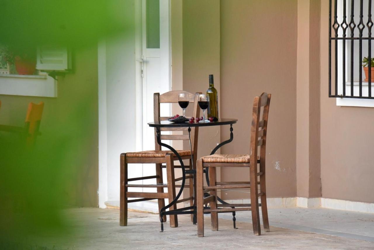 Anemomylos Apartments Lixouri Ngoại thất bức ảnh