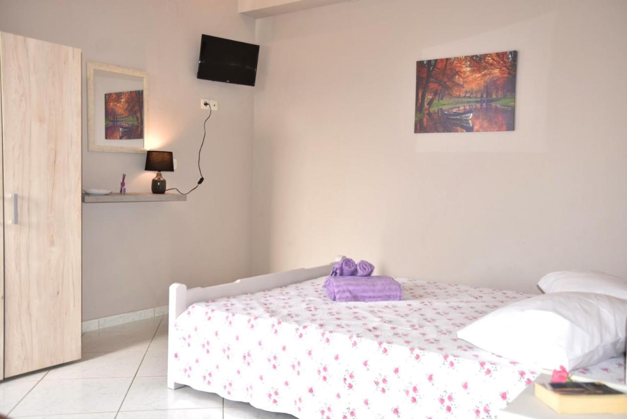 Anemomylos Apartments Lixouri Ngoại thất bức ảnh