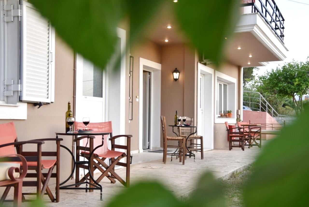 Anemomylos Apartments Lixouri Ngoại thất bức ảnh