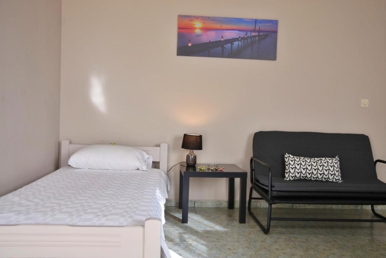 Anemomylos Apartments Lixouri Ngoại thất bức ảnh